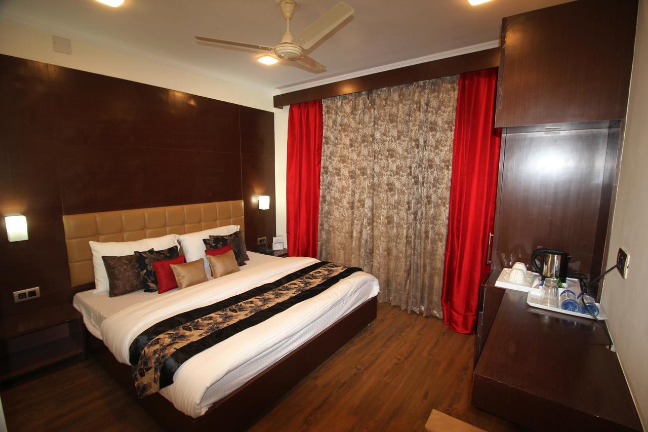 Hotel Green Leaf Srinagar (Jammu and Kashmir) Bagian luar foto